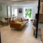 Gite Le Recoules Nyaraló *